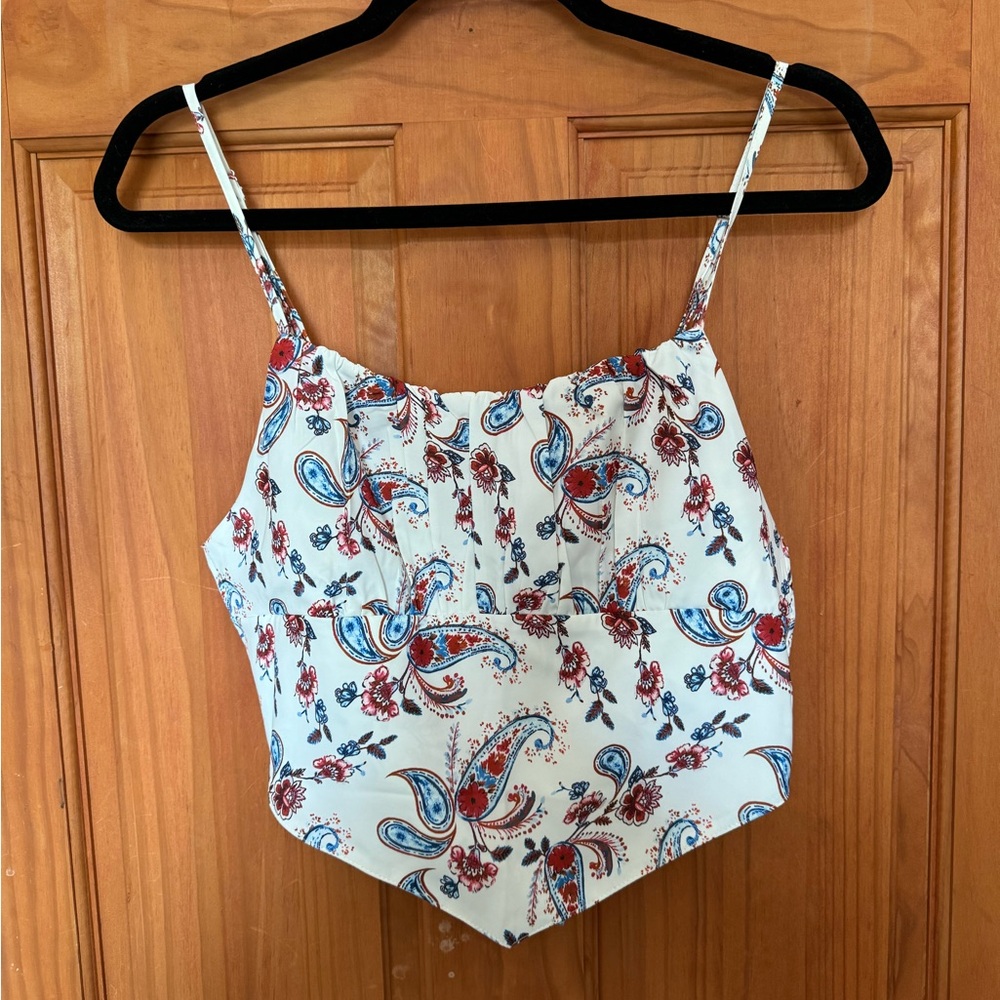 Bandana Tie Back Crop Top - Picture 2 of 4